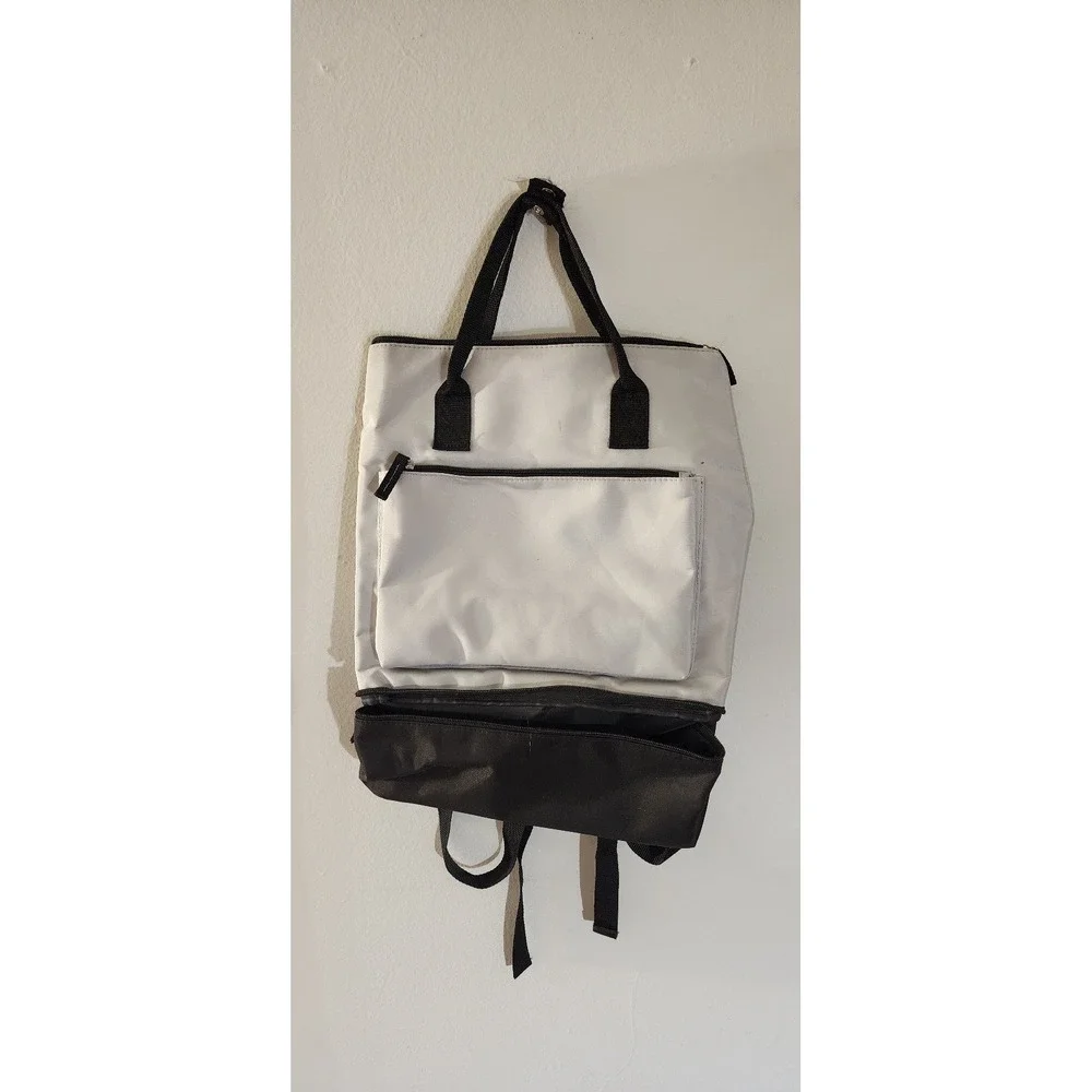 DSW‎ athletic workout travel bag